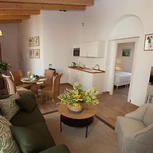 https://patios-de-la-riva.es-andalucia.com